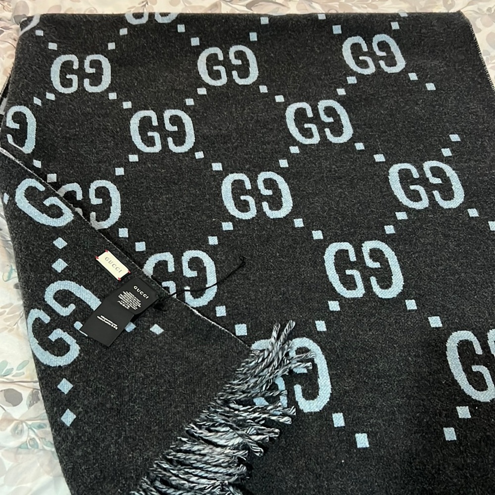 GG Pattern Gucci Cape 100% wool